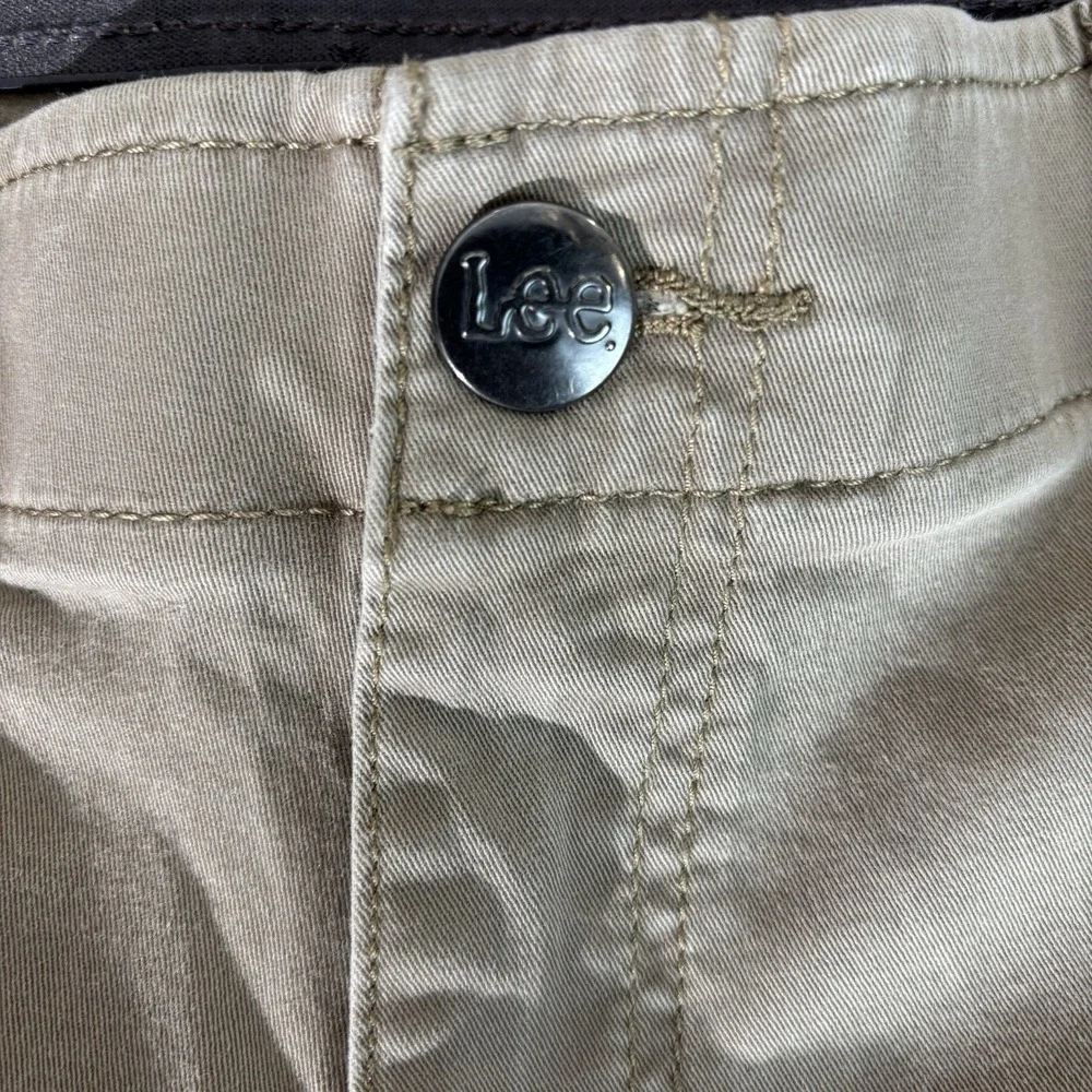 Lee Pants Extreme Motion Khaki Mens 40x30 (Fits 40x28) Straight Fit Stretch Tan - Picture 3 of 14